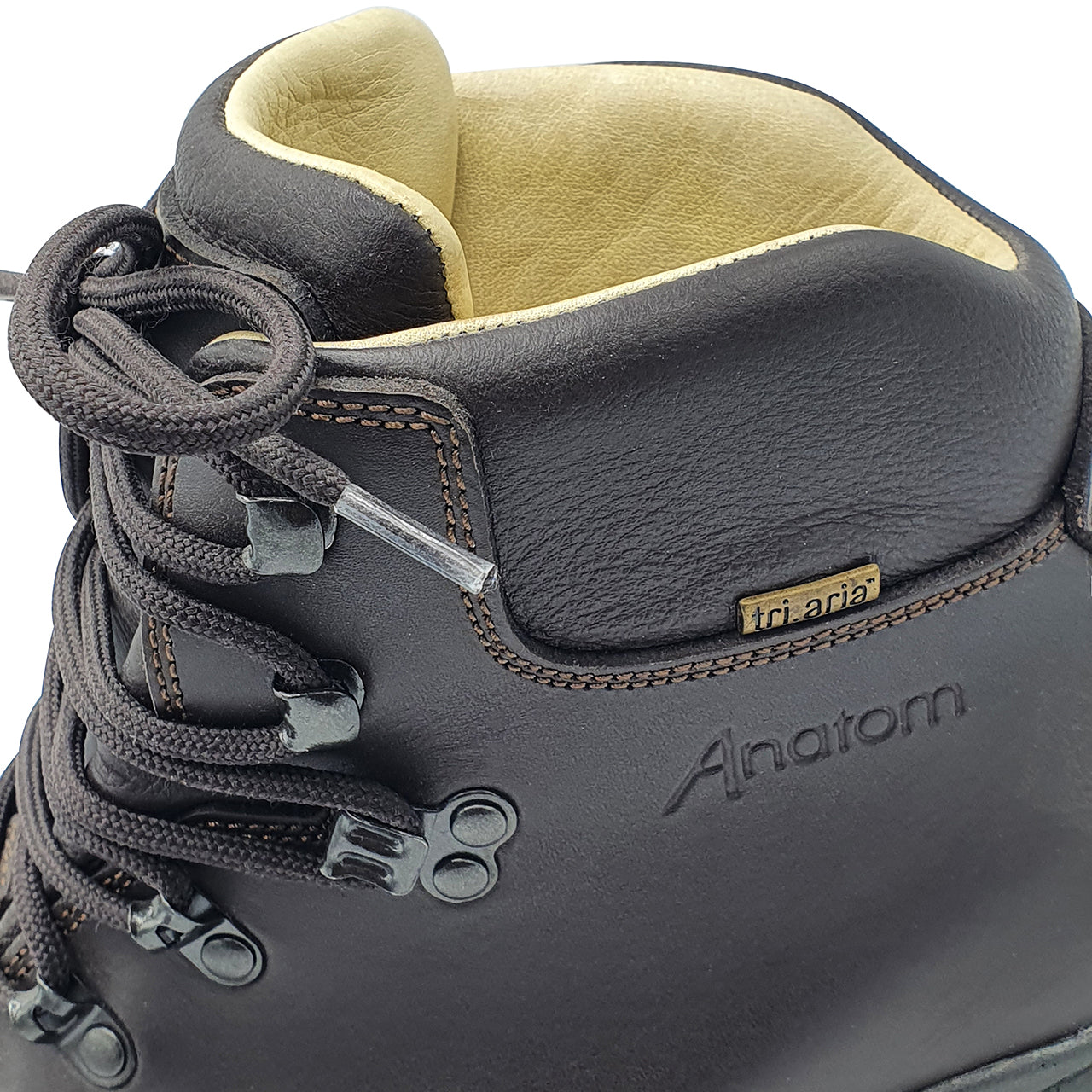 ANATOM Q3 Braeriach Comfort Trekking Boots with Vibram outsole.